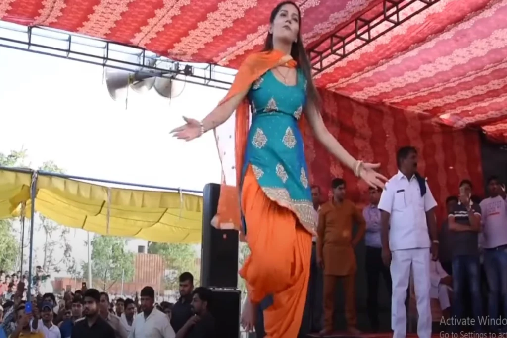 Haryanvi Hot Video: Sapna's most fatu dance, if you haven't seen this then you have not seen anything