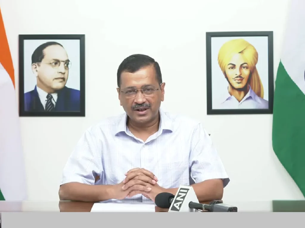 Delhi News: मुख्यमंत्री अरविंद केजरीवाल युवाओं के लिए शुरु कर रहे मुफ्त स्पोकन इंग्लिश कोर्स, पूरे दिल्ली में खोले जाएंगे 50 सेंटर