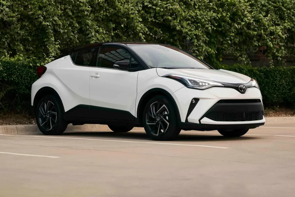 Toyota C-HR cross-over